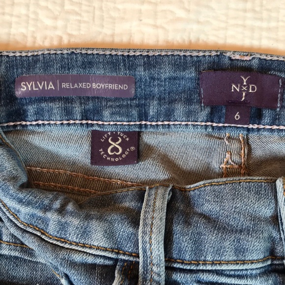 NYDJ Sylvia Boyfriend Jeans Size 6 - Picture 3 of 3
